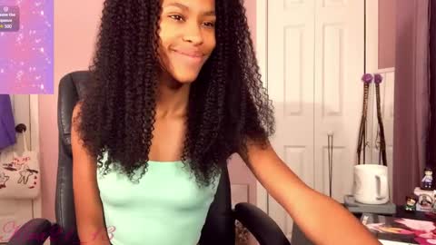 Snapshot of kira21_13 chatting on October 22, 2025, 3:01 pm Kira21 13 online show from October 22, 2025, 3:01 pm