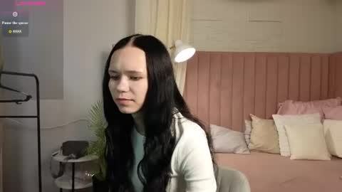 kira_bliss_ online show from July 3, 2026, 2:07 am