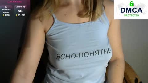 Snapshot of kira_blonde_angel chatting on January 14, 2025, 1:49 pm Kira online show from January 14, 2025, 1:49 pm