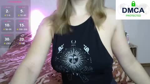 Snapshot of kira_blonde_angel chatting on February 6, 2025, 7:35 am Kira online show from February 6, 2025, 7:35 am