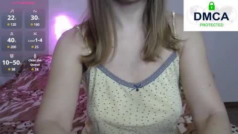 Snapshot of kira_blonde_angel chatting on February 10, 2025, 6:31 am Kira online show from February 10, 2025, 6:31 am