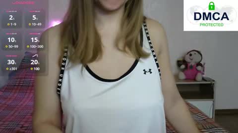 Snapshot of kira_blonde_angel chatting on March 6, 2025, 5:57 am Kira online show from March 6, 2025, 5:57 am