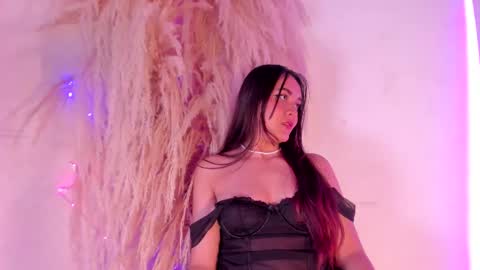 kira bloom online show from February 5, 2026, 11:31 pm