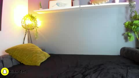 kira_exe online show from May 4, 2026, 11:39 am