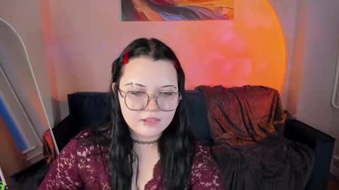 kira online show from February 12, 2026, 1:33 am