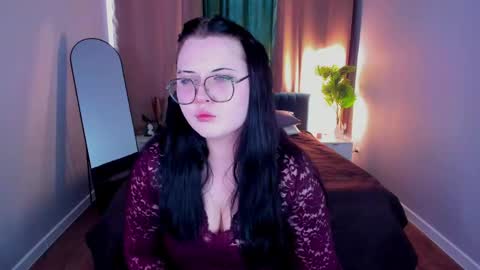 kira online show from April 25, 2026, 9:01 am