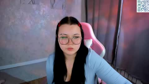 kira online show from May 6, 2026, 8:30 am