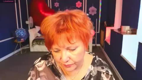 Kira Kennet online show from April 23, 2026, 12:29 pm