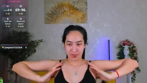 Aura online show from February 5, 2026, 12:15 am