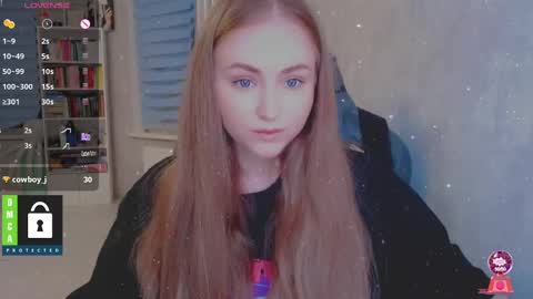 Snapshot of kira_love_sleep chatting on December 3, 2024, 4:28 pm you know thumb up me please its important online show from December 3, 2024, 4:28 pm