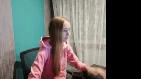 Snapshot of kira_morekiss chatting on October 4, 2025, 5:22 pm kira_morekiss online show from October 4, 2025, 5:22 pm