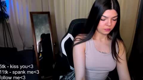 Snapshot of kira_seduce chatting on November 17, 2025, 9:37 am Kira online show from November 17, 2025, 9:37 am