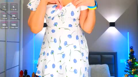 Kira online show from December 22, 2024, 3:33 am