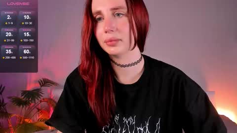 Snapshot of kira_sunrise chatting on November 12, 2025, 1:17 am Kira online show from November 12, 2025, 1:17 am