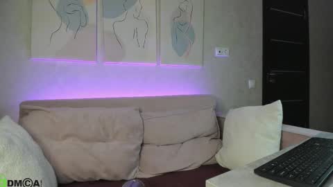 Kira online show from January 17, 2026, 8:41 am