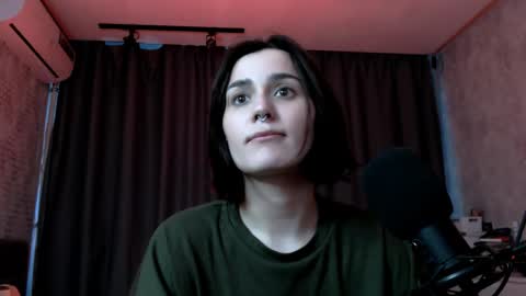 Snapshot of kira_yammy chatting on May 15, 2026, 11:12 pm Kira follow me online show from May 15, 2026, 11:12 pm