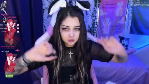 kira_yung online show from December 22, 2024, 5:56 am