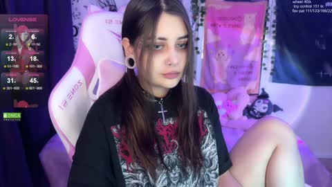 kira_yung online show from January 10, 2025, 2:14 am
