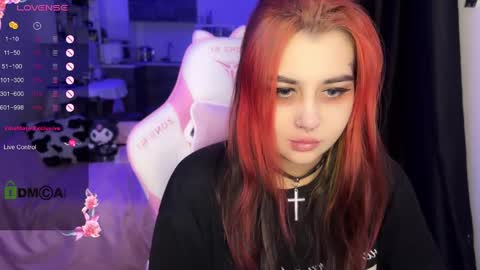 kira_yung online show from February 14, 2025, 2:28 am