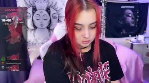 kira_yung online show from February 22, 2025, 9:45 am