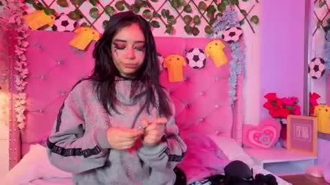 Snapshot of kira_yuzu chatting on June 19, 2026, 8:12 pm Kira online show from June 19, 2026, 8:12 pm
