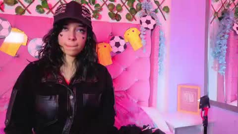Snapshot of kira_yuzu chatting on June 30, 2026, 8:21 pm Kira online show from June 30, 2026, 8:21 pm