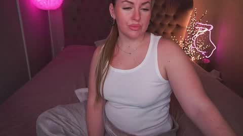 Kira online show from February 21, 2025, 10:04 pm