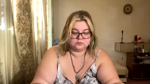 Just Kira online show from March 9, 2025, 1:48 pm