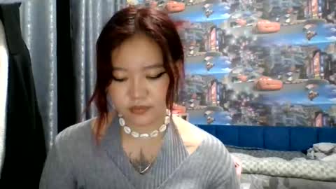 Kira online show from October 1, 2025, 7:53 pm
