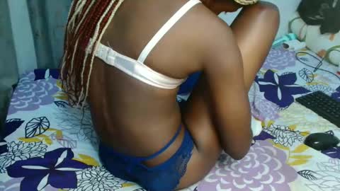 Snapshot of kirah_hot chatting on October 11, 2025, 5:22 pm kirah_hot online show from October 11, 2025, 5:22 pm