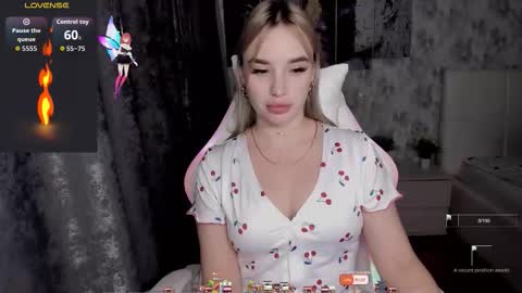 Snapshot of kirakrox chatting on October 17, 2025, 8:33 pm kirakrox online show from October 17, 2025, 8:33 pm