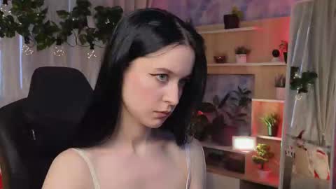 Kira    online show from February 16, 2025, 1:38 pm