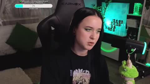 Snapshot of kiralilime chatting on October 4, 2025, 11:25 pm Kira online show from October 4, 2025, 11:25 pm