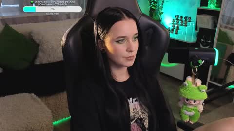 Snapshot of kiralilime chatting on October 5, 2025, 11:30 am Kira online show from October 5, 2025, 11:30 am