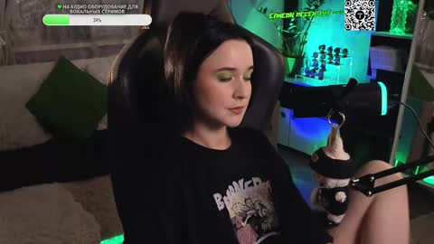 Snapshot of kiralilime chatting on October 16, 2025, 10:11 pm Kira online show from October 16, 2025, 10:11 pm