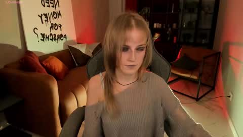 Snapshot of kiramontoyaa chatting on October 21, 2025, 5:35 pm Kira online show from October 21, 2025, 5:35 pm