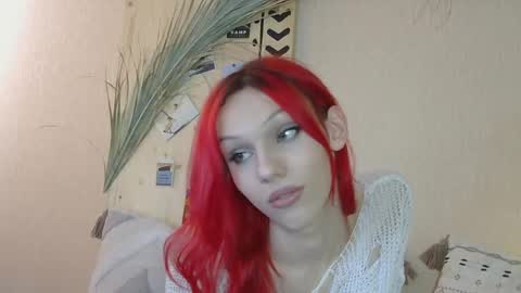 Kira online show from April 16, 2026, 1:12 pm
