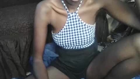 Snapshot of kiranoir1 chatting on May 14, 2026, 1:29 pm Kira online show from May 14, 2026, 1:29 pm