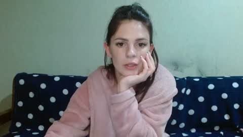 Snapshot of kirapriz410435 chatting on June 18, 2026, 8:24 pm Kira online show from June 18, 2026, 8:24 pm
