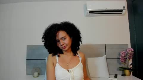 kiraspell online show from August 6, 2026, 11:23 am