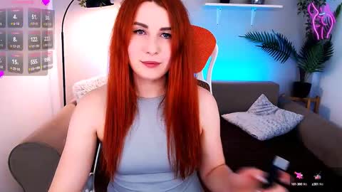 kiraxmoon online show from December 6, 2024, 7:12 pm