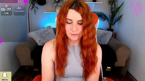 kiraxmoon online show from January 24, 2025, 8:00 pm