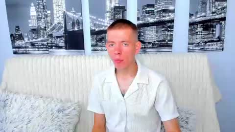 Snapshot of kireev_ chatting on August 6, 2026, 8:05 am online show from August 6, 2026, 8:05 am