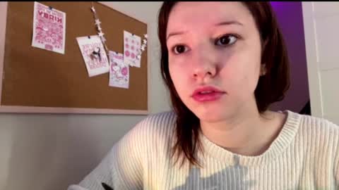 kiridiasi online show from November 3, 2025, 9:32 am