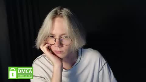 Snapshot of kirill_20_cm chatting on June 22, 2026, 4:31 am Kirill and Andrey online show from June 22, 2026, 4:31 am