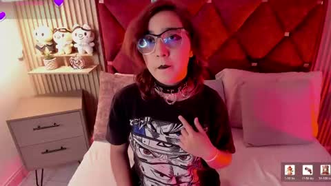 Samantha  Velvet online show from April 26, 2026, 8:28 pm