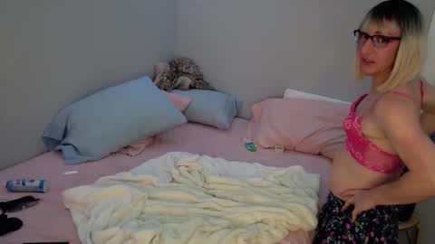 Snapshot of kirkcammerman1 chatting on January 11, 2025, 8:33 am Onya online show from January 11, 2025, 8:33 am