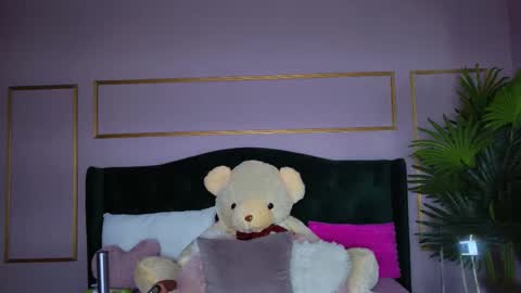 Snapshot of kirrawhite chatting on October 26, 2025, 6:41 am Kirra online show from October 26, 2025, 6:41 am