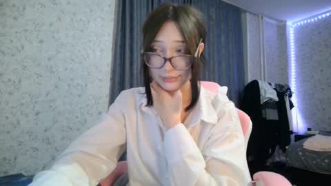 Snapshot of kirstievelasco chatting on September 15, 2025, 6:30 pm Nicole online show from September 15, 2025, 6:30 pm