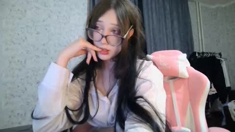 Snapshot of kirstievelasco chatting on September 20, 2025, 6:20 pm Nicole online show from September 20, 2025, 6:20 pm